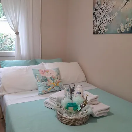 Blue * Nea Kallikrateia