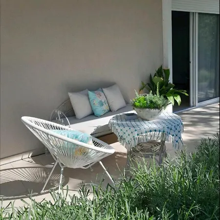 Blue * Nea Kallikrateia